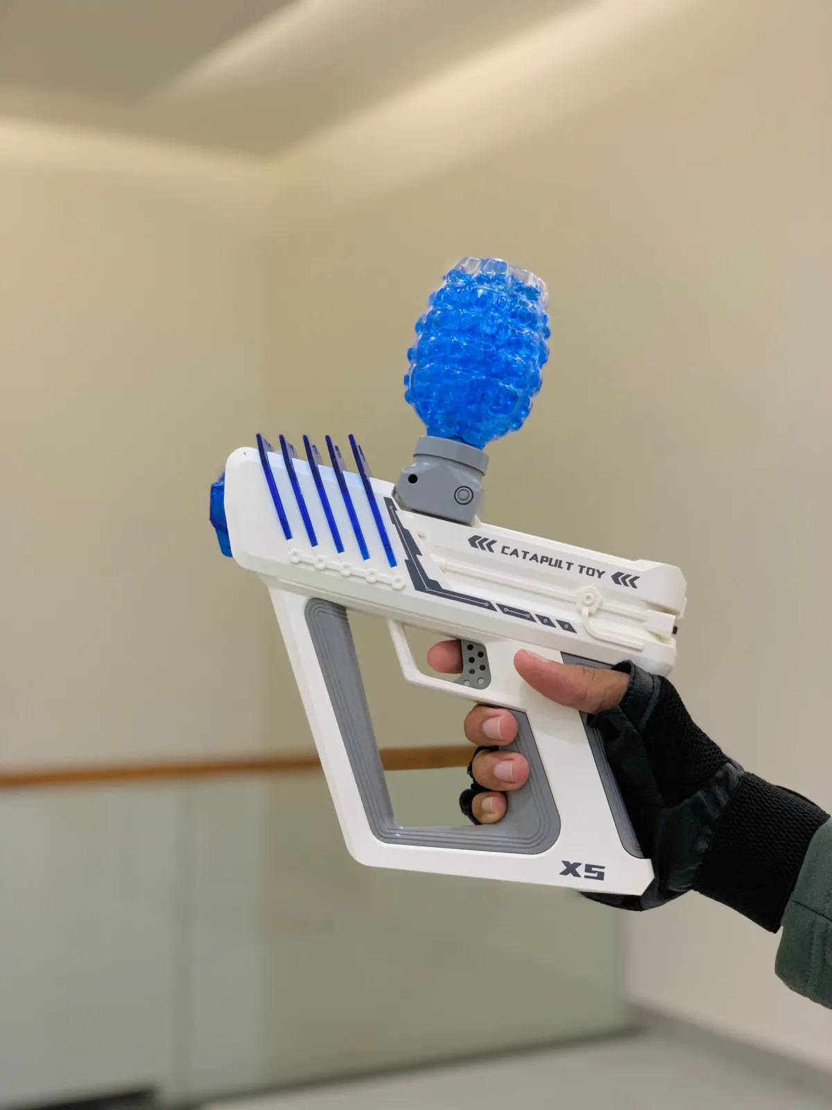 4A585171-AE99-490B-8473-6BD12BA1CB05-scaled-1 Lightning Gel Blaster Gun - Image 1