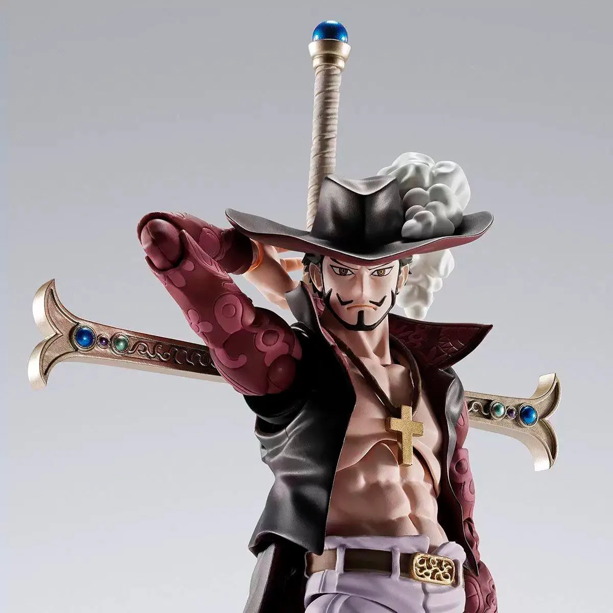 S.H.Figuarts One Piece Dracule Mihawk 100% Authentic S.H.Figuarts One Piece Dracule Mihawk 100% Authentic - Image 1