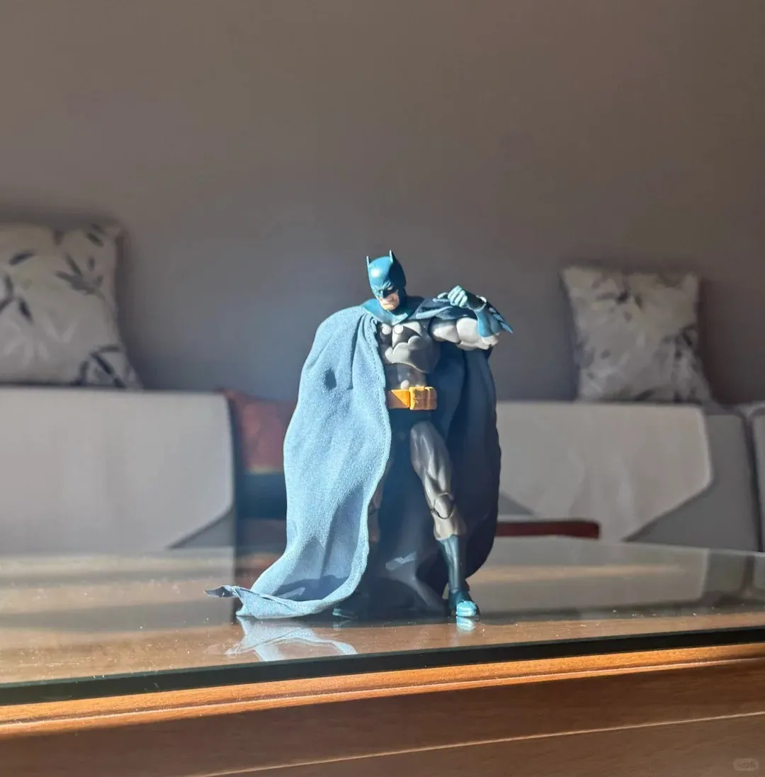 CT Toys No.105 Hush Batman Blue Ver. Action Figure CT Toys No.105 Hush Batman Blue Ver. Action Figure - Image 1