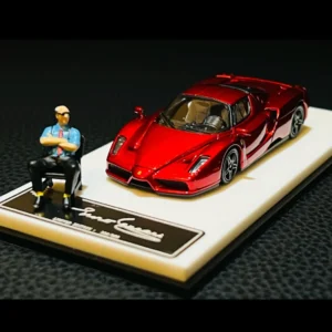 KING MODEL 1/64 Enzo Ferrari Metal Red 1/64 Alloy Car Model with Figurine